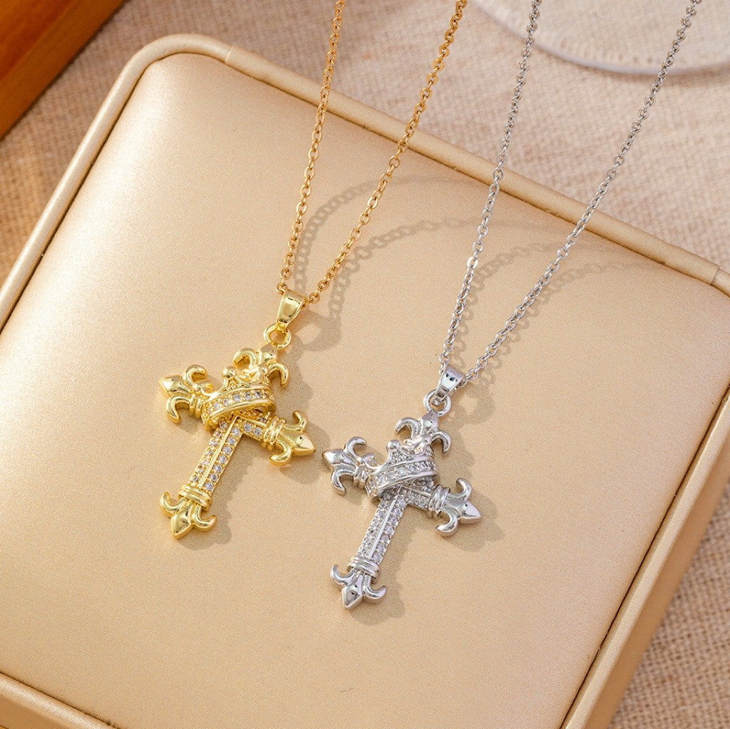 Lilien-Krone-Kreuz-Ketten in Gold und Silber – mit Zirkonia besetzt, detailreich graviert, symbolträchtiger Schmuck für Damen und Herren