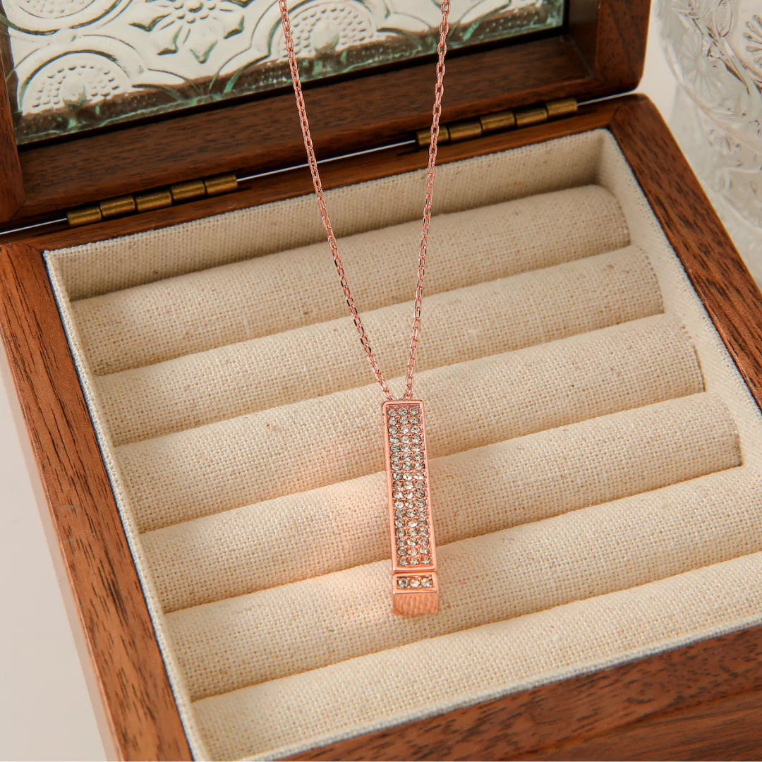 diamond deko i love you necklace