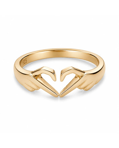 Fingerherz-Ring – Eine Geste der Liebe zum Tragen