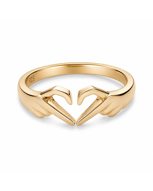 Fingerherz-Ring – Eine Geste der Liebe zum Tragen