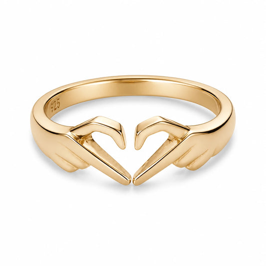 Fingerherz-Ring – Eine Geste der Liebe zum Tragen