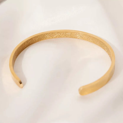 Ayatul Kursi Armband 18 K vergoldet – elegante Seitensicht mit feiner Verarbeitung