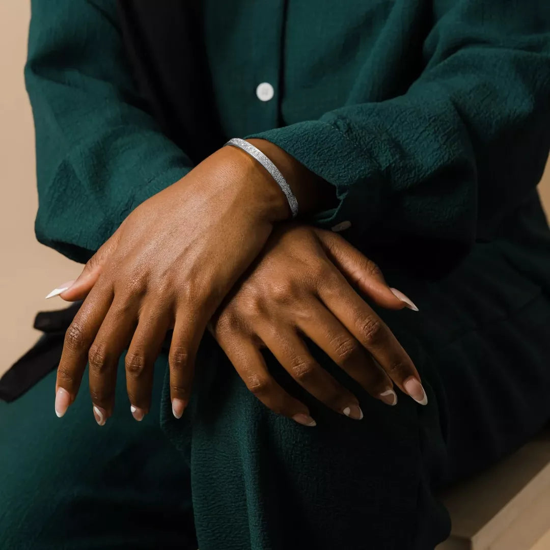 Silbernes Ayatul Kursi Armband von Swaravo mit elegante model