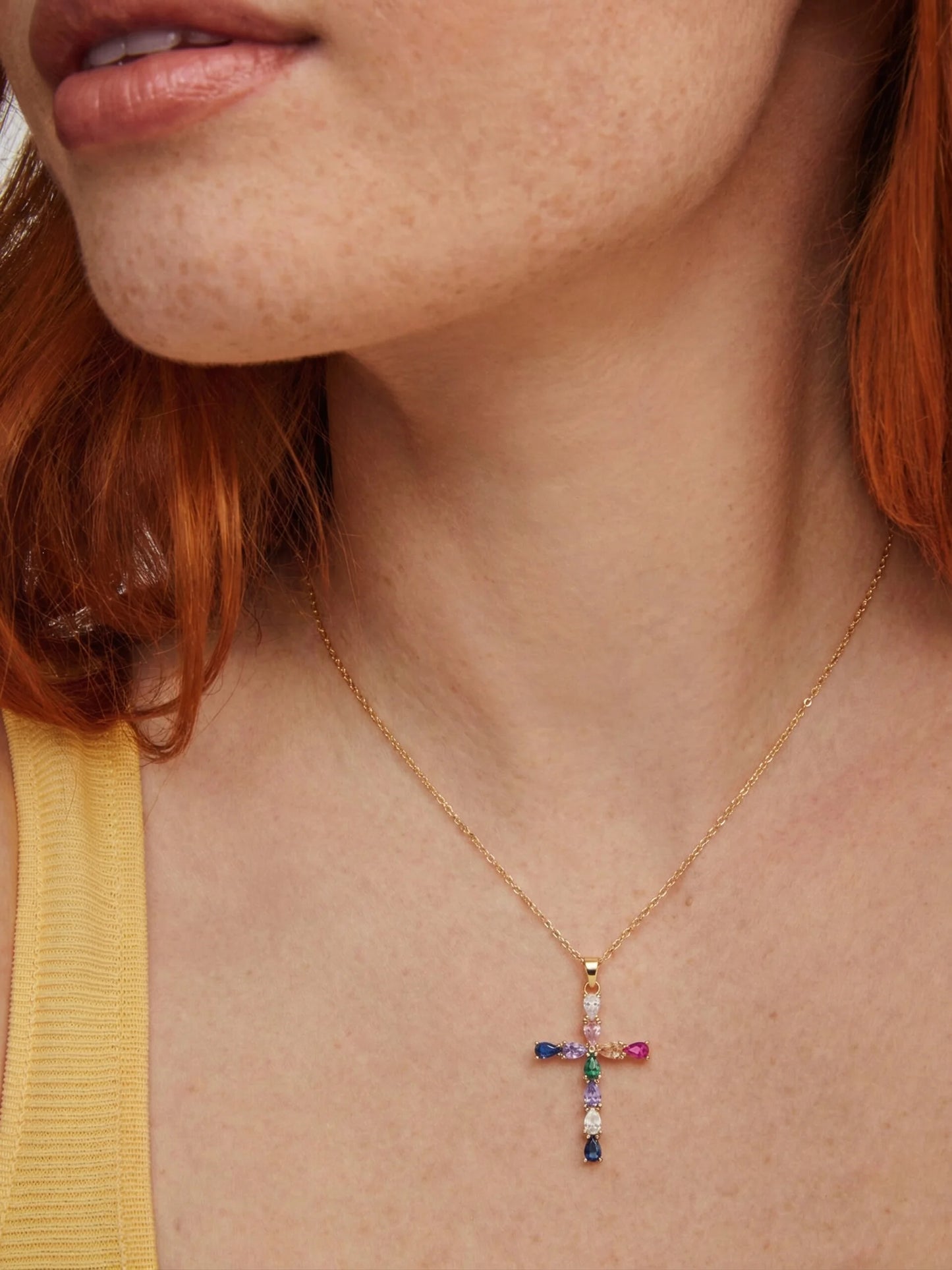 Kette bunte Steine Kreuz vergoldet – Bedeutung: Liebe, Hoffnung & Frieden