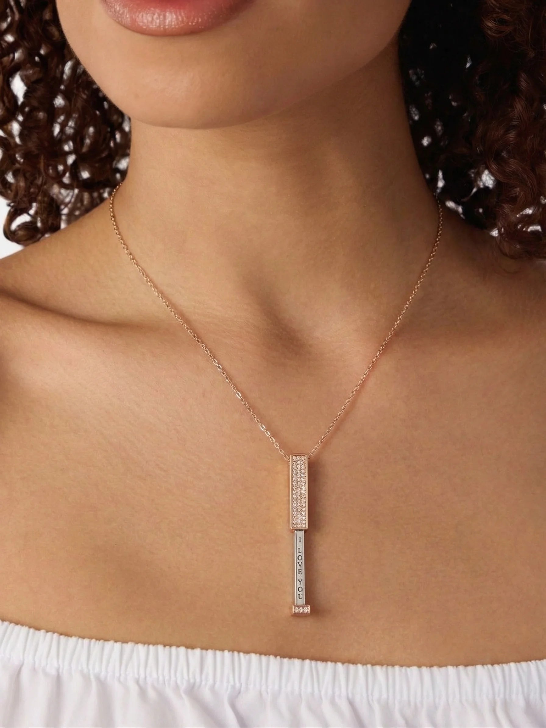 Ich Liebe Dich Halskette – Styling Ansicht | Swaravo